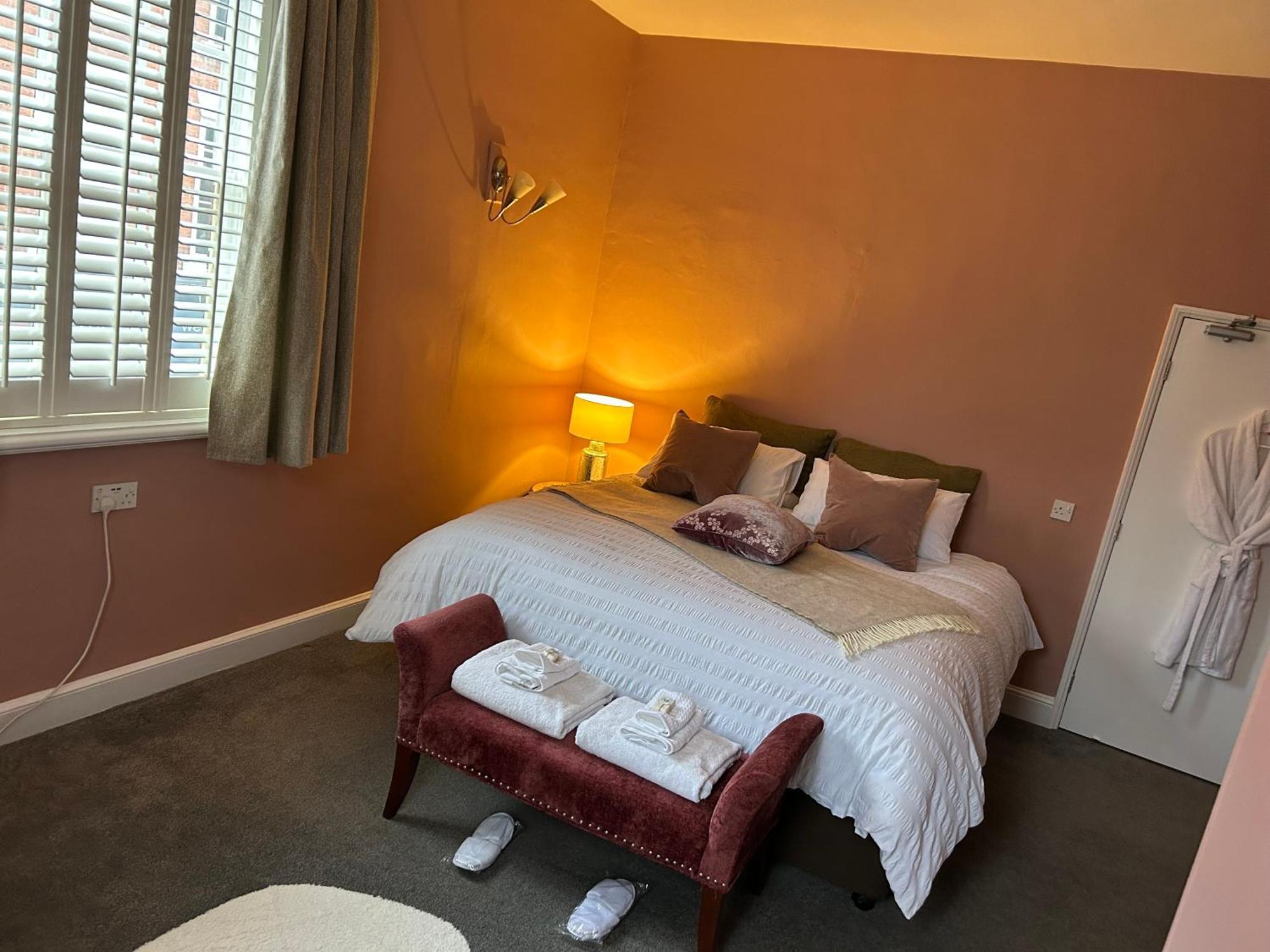 The Crown Hotel Southwell  Bagian luar foto