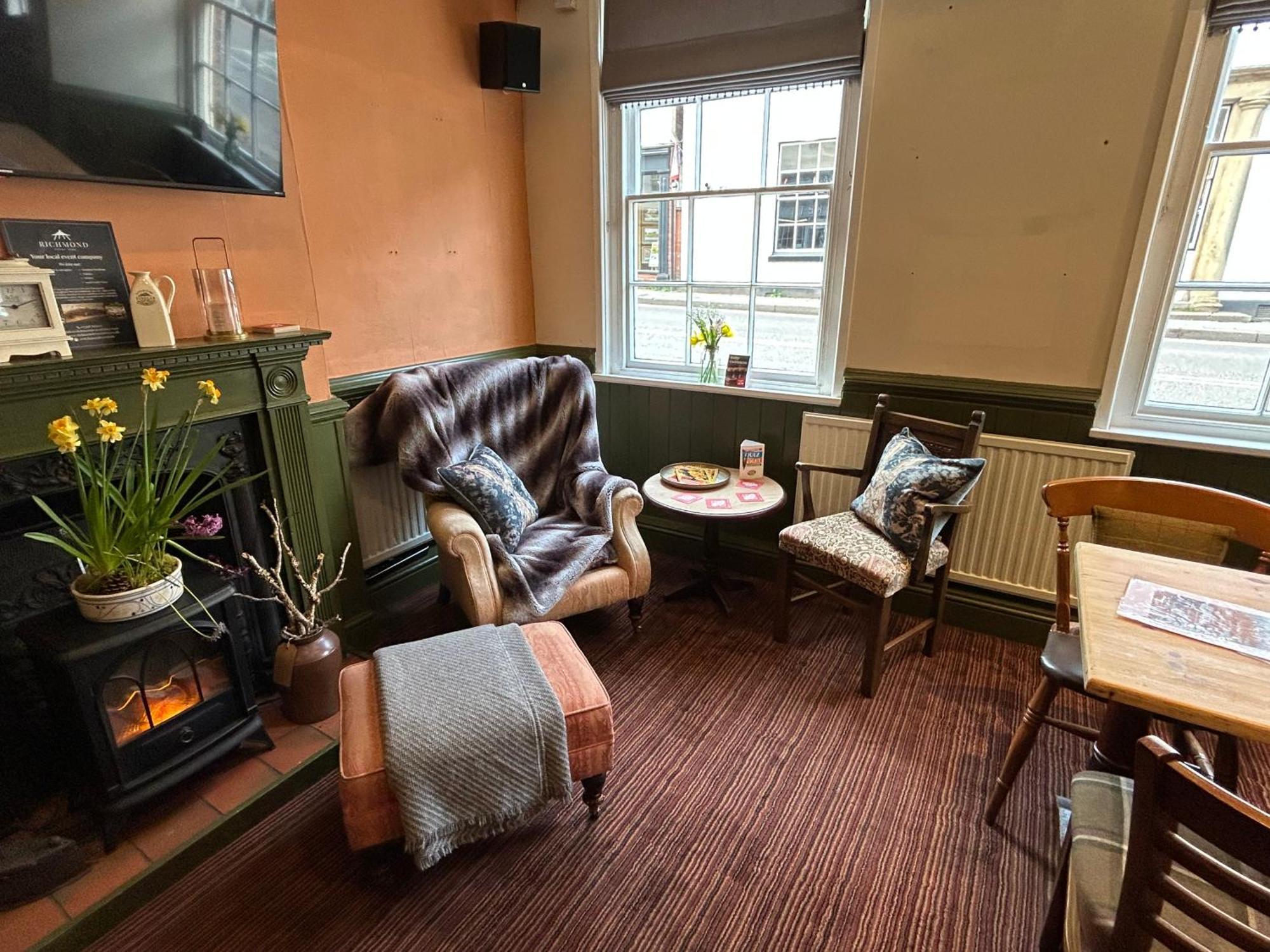 The Crown Hotel Southwell  Bagian luar foto